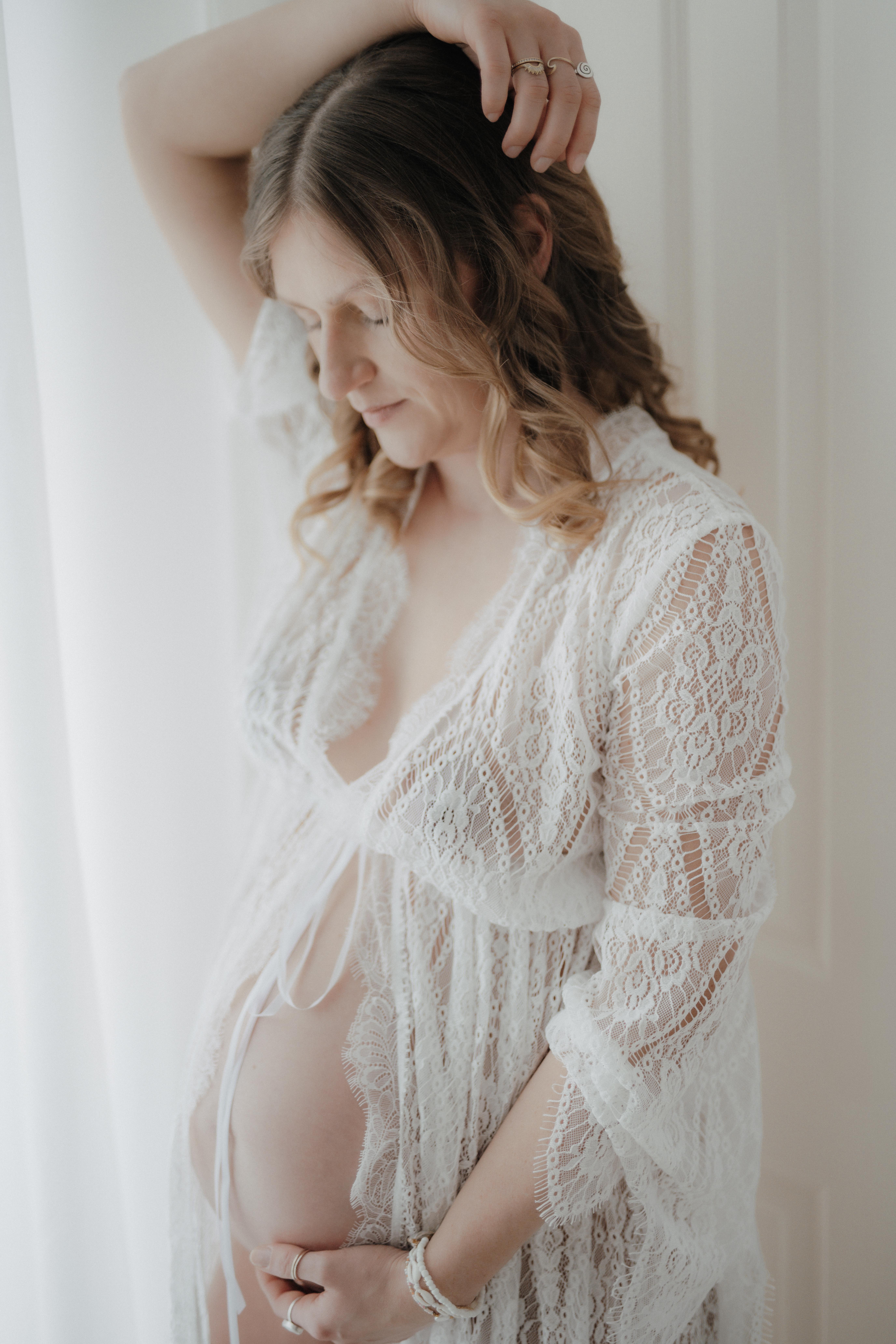 Boudoir Babybauchshooting Würzburg, sinnliche Schwangerschaftsfotos